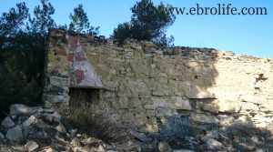 Se vende Finca a 7 km de Fabara con masía