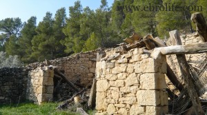 Finca próxima a La Fresneda con vistas a Torre del Compte para vender con almacén