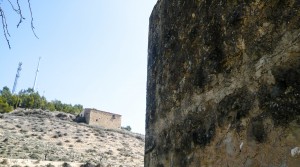 Antigua masía en Calaceite en oferta con electricidad