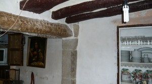 Casa medieval en Maella a buen precio con casa