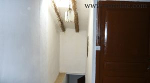 Casa de piedra en Mazaleón en venta con electricidad por 