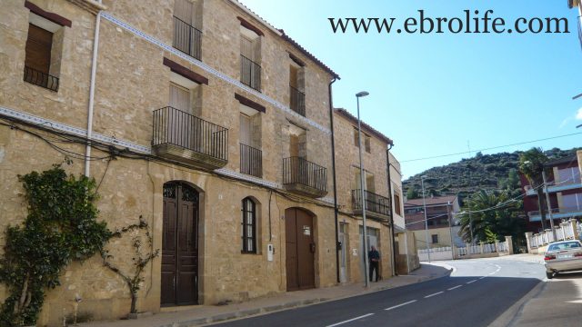 Casa de piedra en Mazaleón