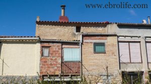 Casa de piedra en Mazaleón en venta con casa por 