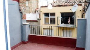 Antigua casa en el centro de Maella para vender con bodega por 47.900€