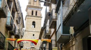 Foto de Antigua casa en el centro de Maella con terraza