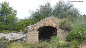 Finca rústica en La Fresneda en oferta con bodega