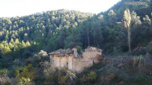 Finca rústica con molino en Fornoles en venta con balsa por 90.000€