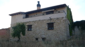 Chalet en Valjunquera en oferta con parking