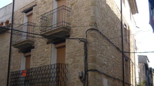 Casa de piedra en Maella