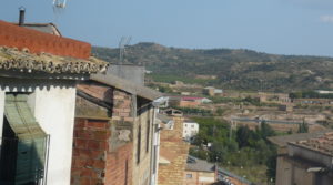 Se vende Casa de piedra en Maella con trastero