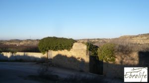 Foto de Huerto y Masía de dos plantas en Maella en venta con desagüe