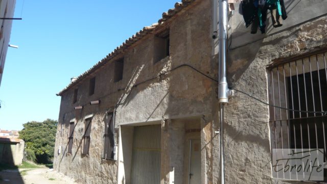 Parcela urbana en Maella, muy cerca del centro. Parcela urbana en Maella, muy cerca del centro.