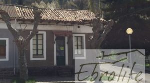 Foto de Casa con jardín en Seira con jardín