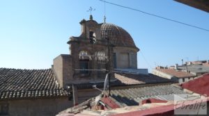 Casa de piedra en el centro de Batea a buen precio con trastero