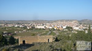 Foto de Masía de piedra en Maella para reformar. en venta con vistas privilegiadas