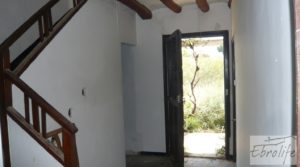 Chalet y Naves en Fabara. Buen acceso y estupendas vistas. en oferta con buen acceso por 65.000€