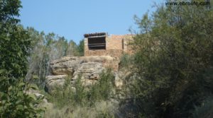 Vendemos Torre en la Zaragozeta Caspe con masía