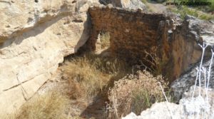 Se vende Torre en la Zaragozeta Caspe con electricidad