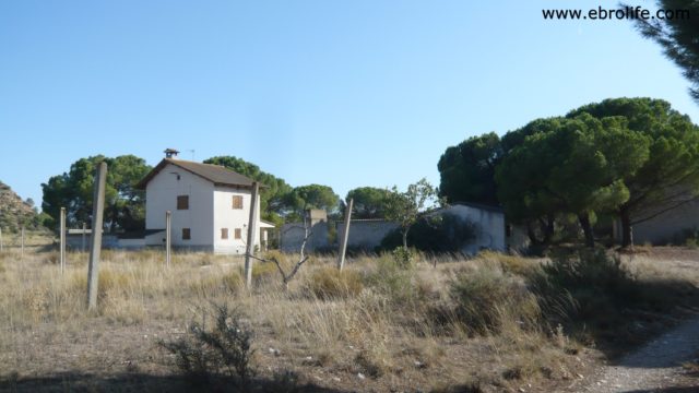 Masía en el rio algars Batea