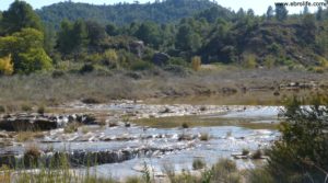 Masía en el rio algars Calaceite a buen precio con nogales por 42.000€