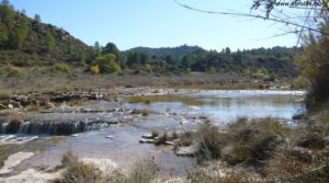 Foto de Masía en el rio algars Calaceite en venta con diversos frutales por 42.000€