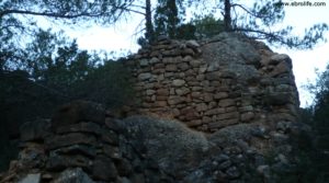 Se vende Masía del horno Fuentespalda con almendros por 160.000€