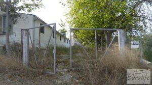 Foto de Granja en Maella junto al río Matarraña. en venta con conexión de red