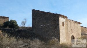 Vendemos Masía en Valjunquera con olivos y almendros. con agua