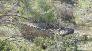 Vendemos Masía en La Fresneda con agua potable por 32.000€