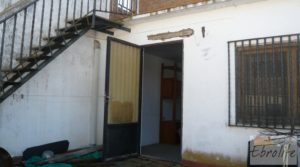 Vendemos Gran casa en Chiprana con patio