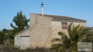 Foto de Torre en la huerta de Caspe en venta con tejados nuevos