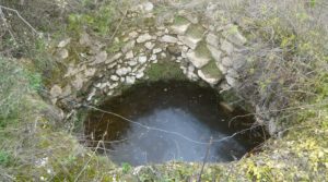 Magnífica masía en Valderrobres, rodeada de almendros. para vender con horno de piedra