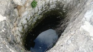 Magnífica masía en Valderrobres, rodeada de almendros. a buen precio con balcón por 110.000€