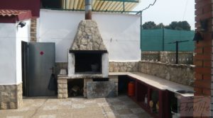 Vendemos Chalet en Chacón (Caspe) con chimenea por 115.000€