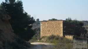 Casa de campo en Caspe a buen precio con regadío por 19.500€