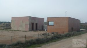 Estudio-chalet en Alcañiz. para vender con ubicación privilegiada