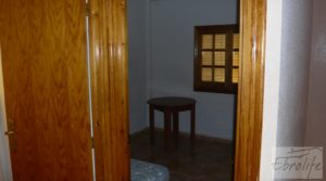 Chalet en Maella a buen precio con bodega