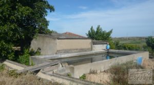 Se vende Estupenda finca de regadío en Caspe con almendros y frutales. con agua y electricidad por 72.000€