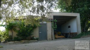 Foto de Estupenda finca de regadío en Caspe con almendros y frutales. en venta con agua y electricidad