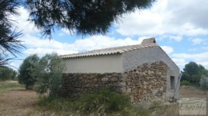 Foto de Masía y olivar en Batea en venta con deposito de agua por 22.000€