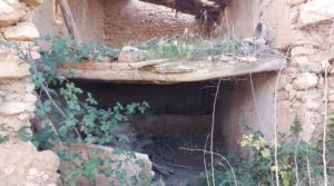 Detalle de Masía típica cerca de Valderrobres con buen acceso