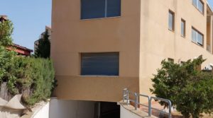 Vendemos Piso casi a estrenar en la parte nueva de Fabara, con excelente acceso. con parking