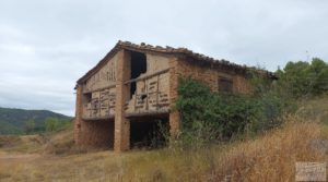 Finca en Ráfales. para vender con viñedos por 190.000€