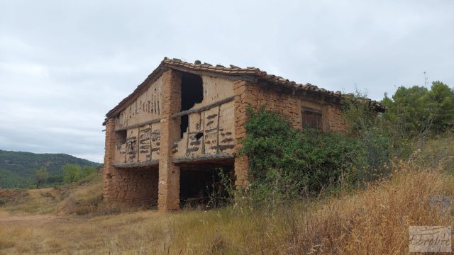 Finca en Ráfales.