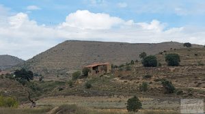 Foto de Finca en Mirambel en venta con electricidad con paneles solares