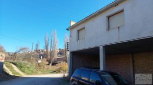 Detalle de Propiedad de 2 hectáreas en Fuentespalda. con buen acceso por 70.000€