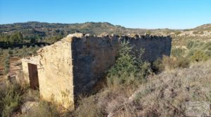 Foto de Propiedad en Mazaleón, cerca del río Matarraña. en venta con buen acceso