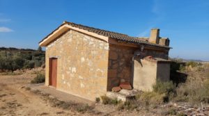 Detalle de Finca con casa de piedra en Maella.