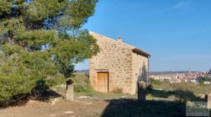 Masía tradicional de piedra en Maella. para vender por 30.000€