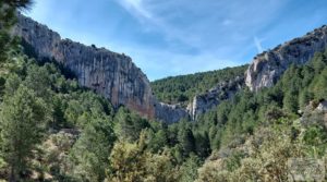 Foto de Gran finca de 94 hectáreas en Peñarroya de Tastavins. con agua